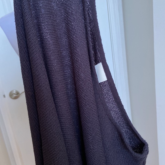 H&M knit top - Picture 8 of 8